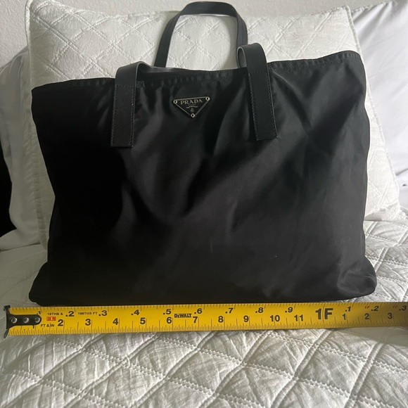 Prada Authentic L Tote - Picture 5 of 12